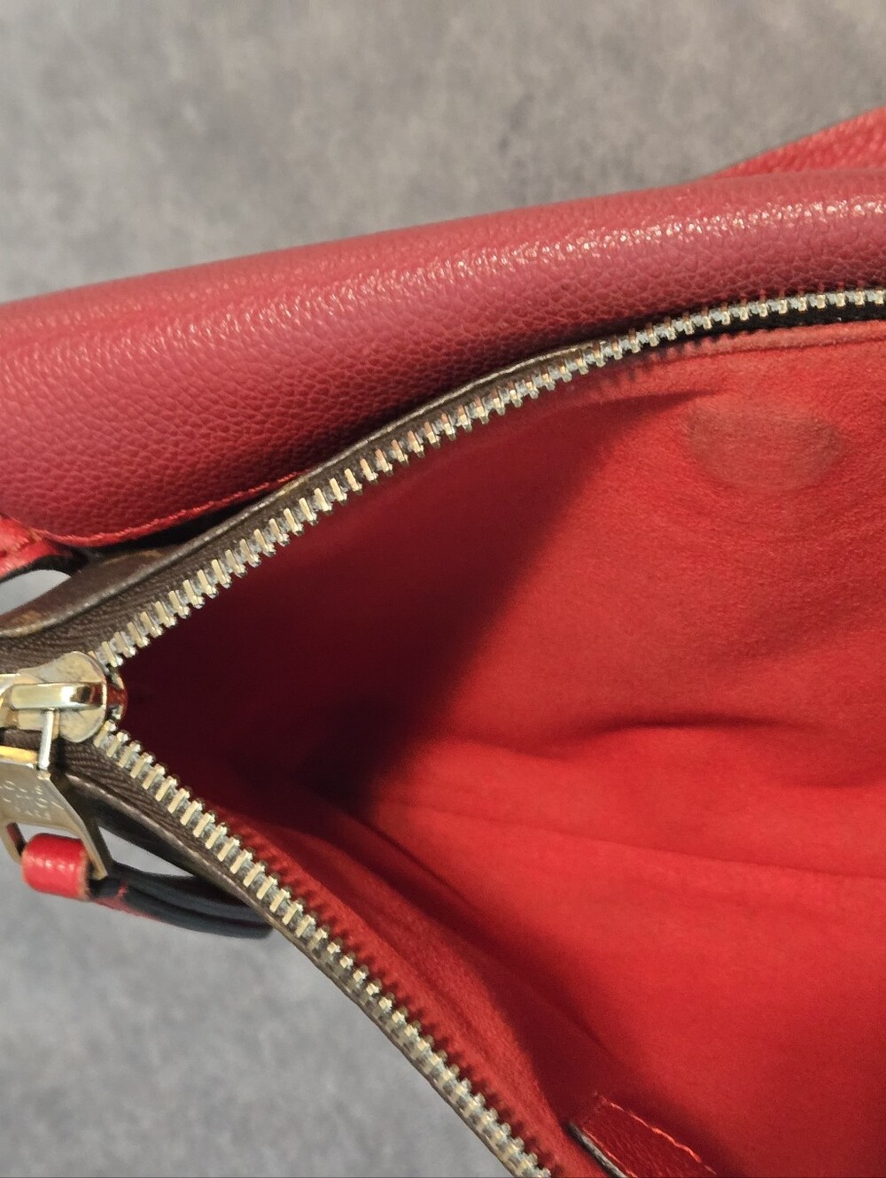 Louis Vuitton Twice Crossbody - Picture 11 of 16
